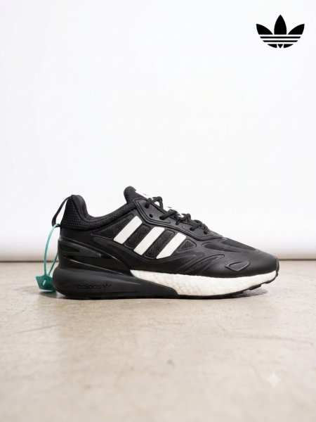حذاء ADIDAS (COPY ONE)